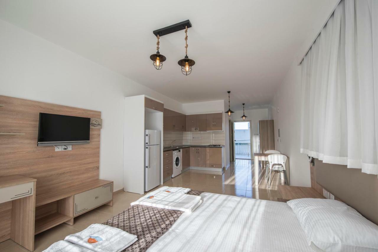 Deniz Airport Suites Nicosia Buitenkant foto